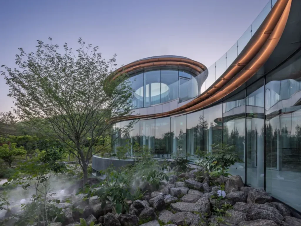 12mm low iron bent safety glass