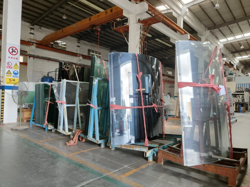 Curved blue tinted toughened glass Curved blue tinted toughened glass