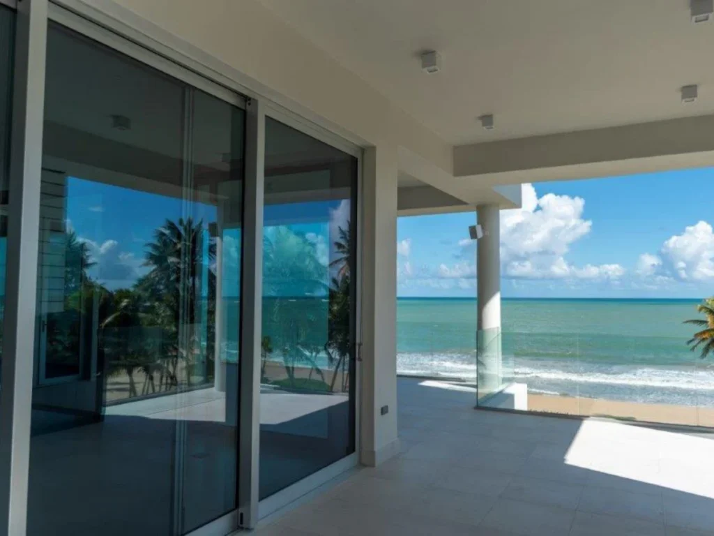 Low E laminated glass windows