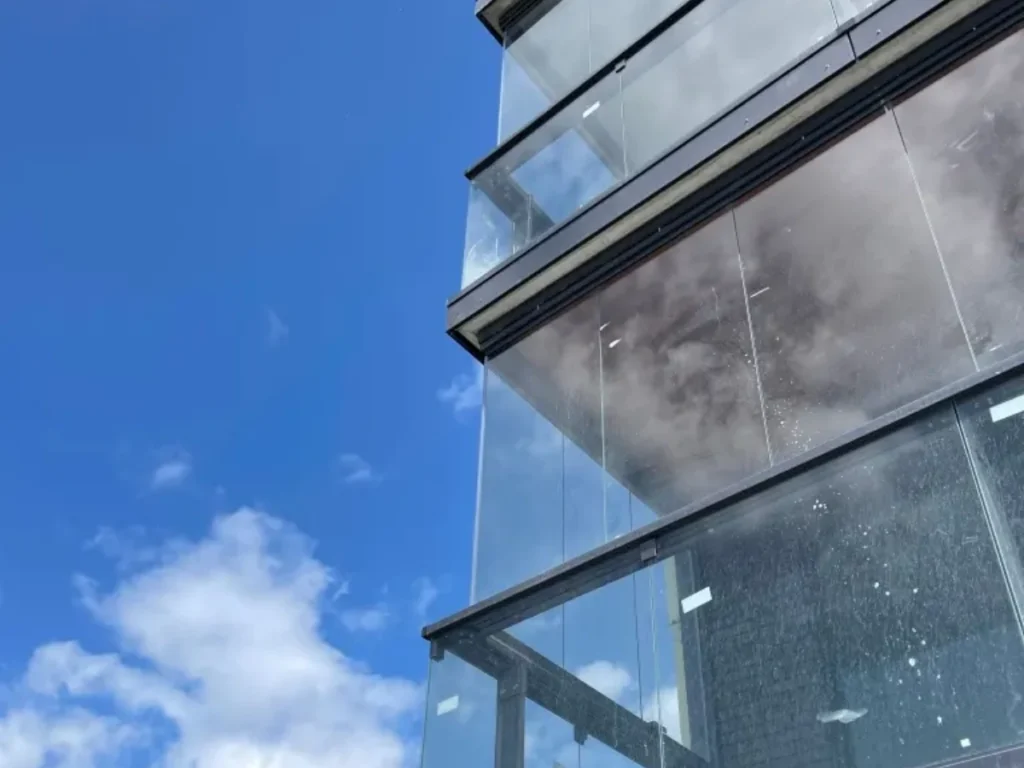 11.52mm Clear Tempered Laminated Glass Thickness balcony