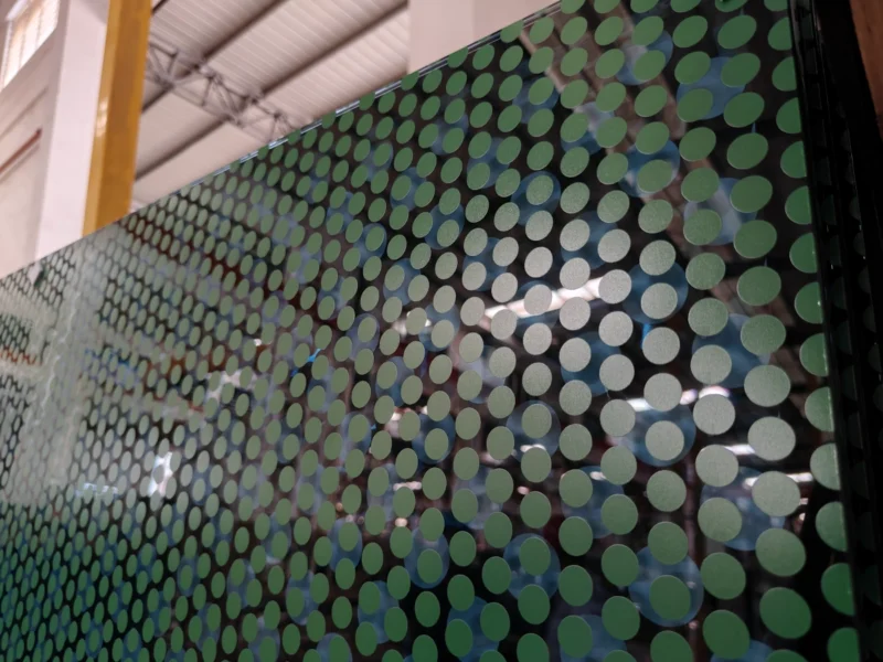 Dots ceramic printed glass