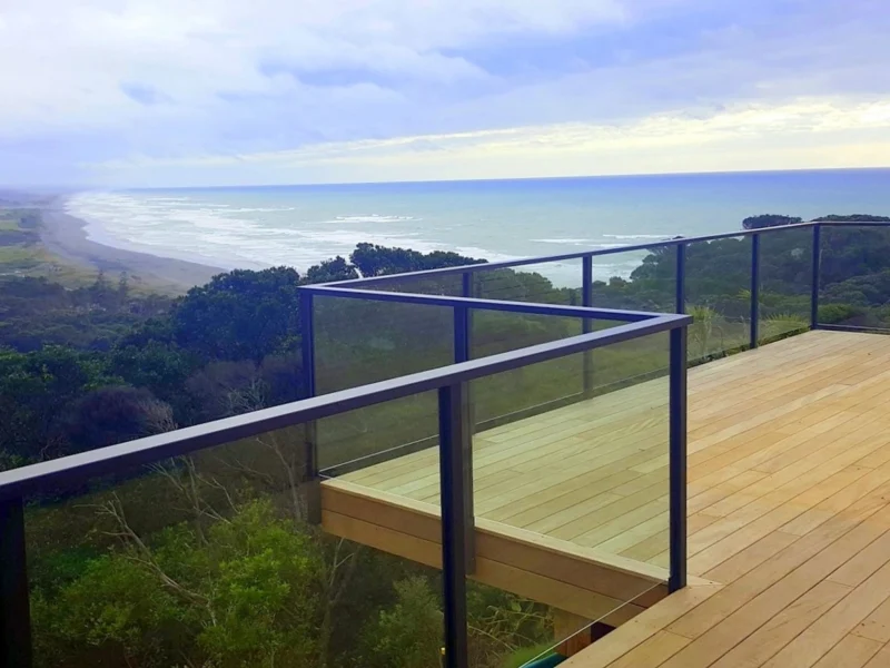 Outdoor aluminum glass railing ideas