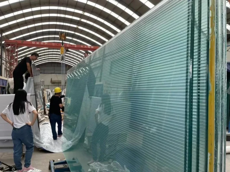 Super Clear Fluted Glass Wholesale Price